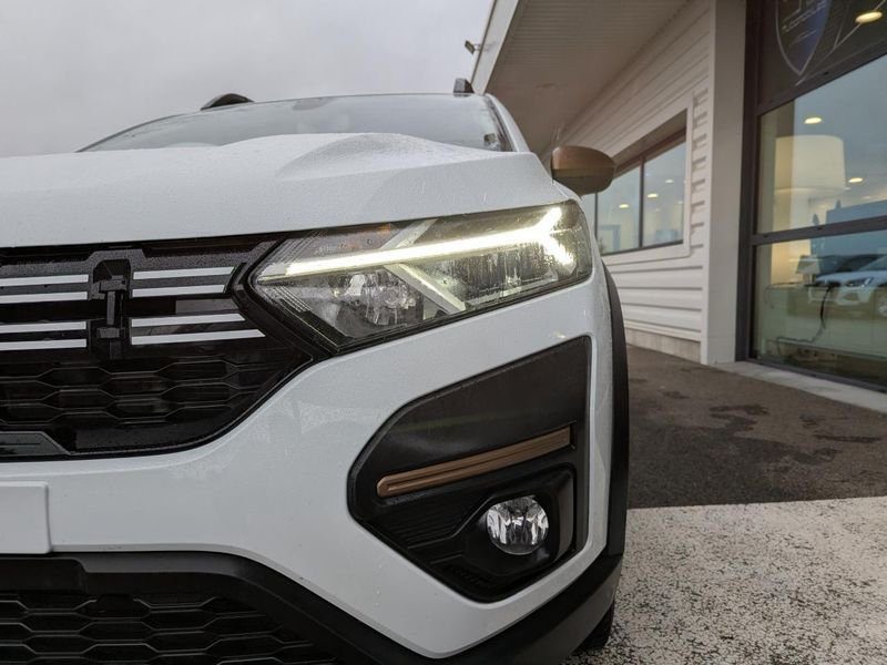 Dacia Sandero 1.0 TCe - 90 BV CVT 24 III BERLINE Stepway Extrême