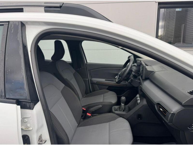 Dacia Sandero 1.0 TCe - 90 BV CVT 24 III BERLINE Stepway Extrême