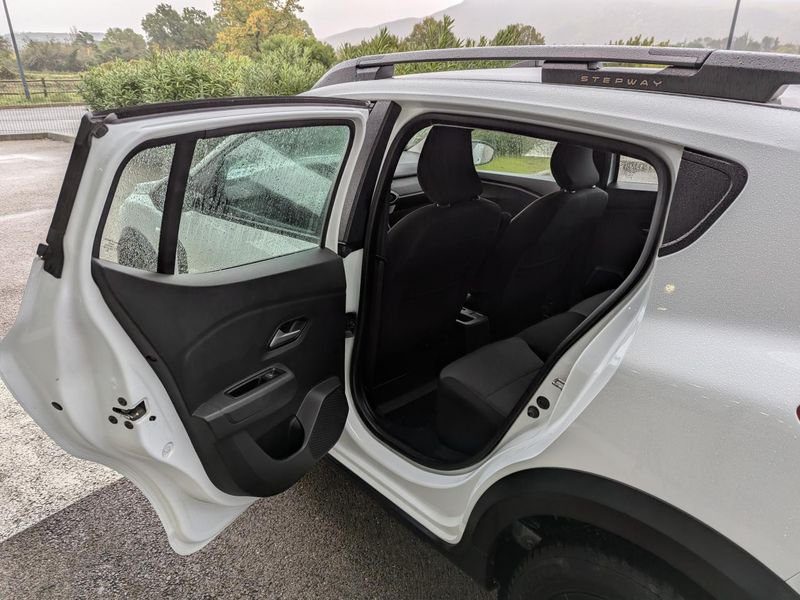 Dacia Sandero 1.0 TCe - 90 BV CVT 24 III BERLINE Stepway Extrême