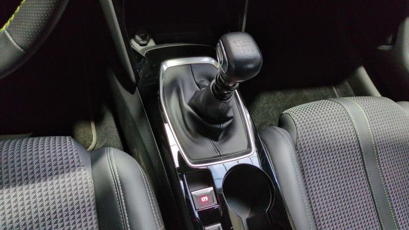 Peugeot 208 Puretech 100 s&s bvm6 gt