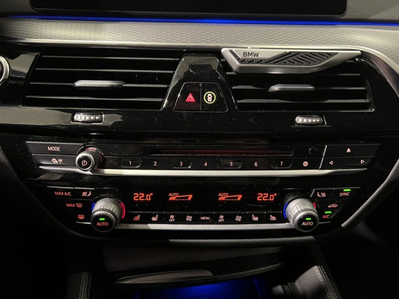 BMW SERIE 5 530I 252 CH BVA8 PACK M / BMW PREMIUM SELECTION / ENTRETIEN COMPLET BMW