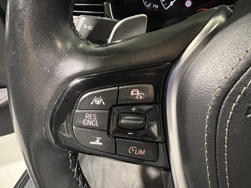 BMW SERIE 5 530I 252 CH BVA8 PACK M / BMW PREMIUM SELECTION / ENTRETIEN COMPLET BMW