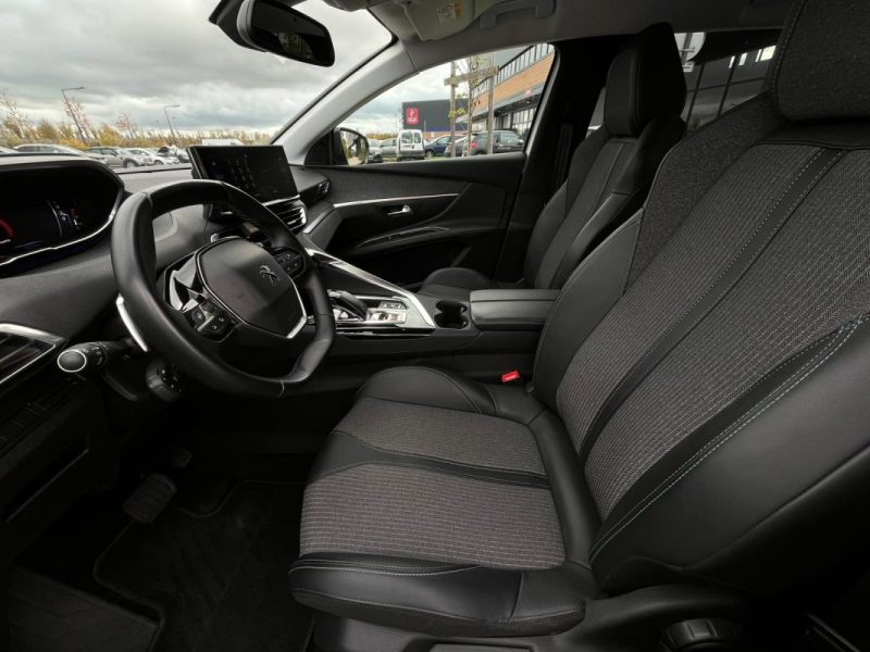 Peugeot 5008 1.5 BlueHDi 130 Allure Pack EAT8 • 7 Places • 2022