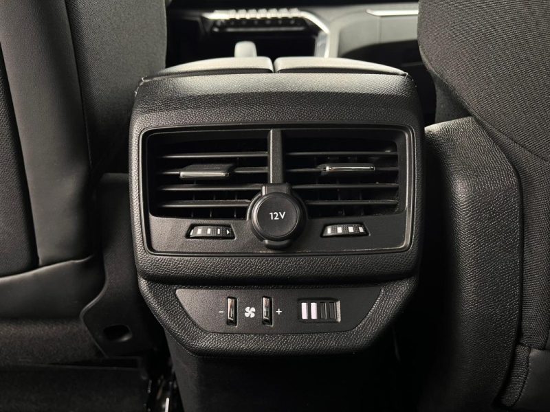 Peugeot 5008 1.5 BlueHDi 130 Allure Pack EAT8 • 7 Places • 2022