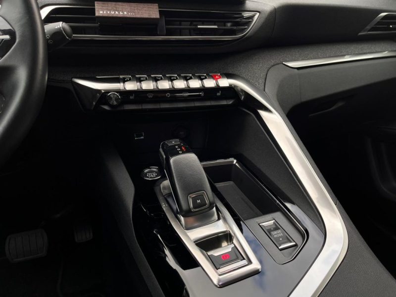 Peugeot 5008 1.5 BlueHDi 130 Allure Pack EAT8 • 7 Places • 2022