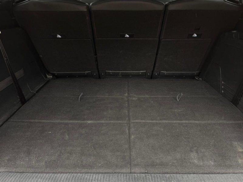 Peugeot 5008 1.5 BlueHDi 130 Allure Pack EAT8 • 7 Places • 2022