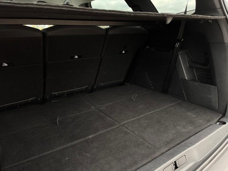 Peugeot 5008 1.5 BlueHDi 130 Allure Pack EAT8 • 7 Places • 2022