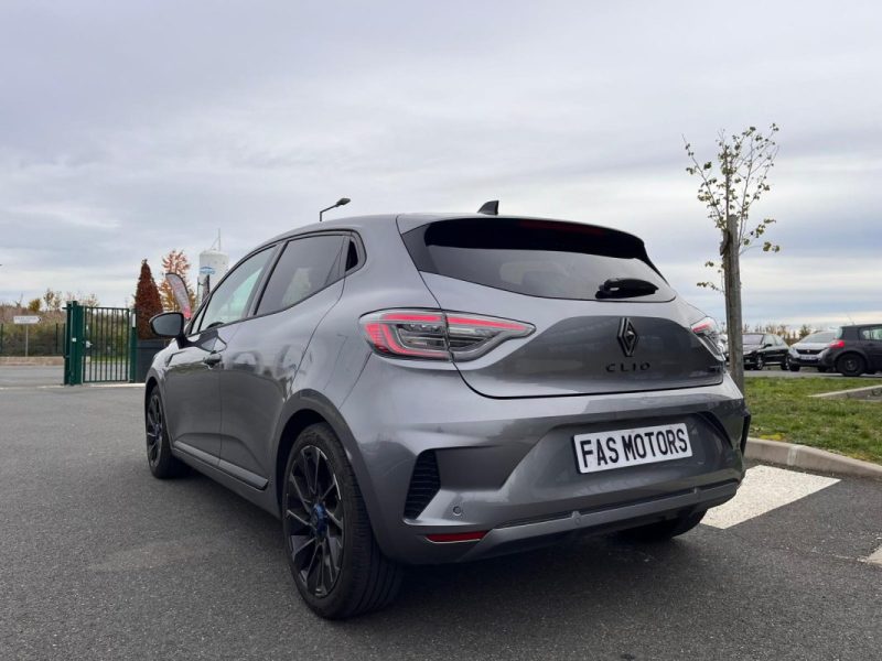 Renault Clio 5 E-Tech Hybrid 145 Esprit Alpine • 2024