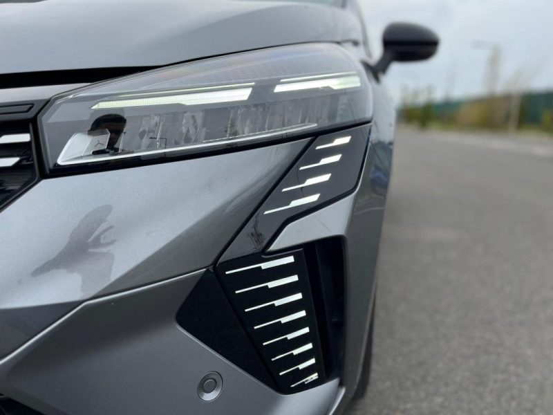 Renault Clio 5 E-Tech Hybrid 145 Esprit Alpine • 2024