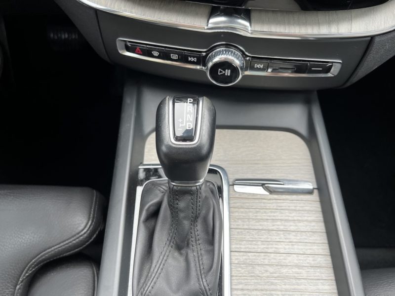 VOLVO XC60 INSCRIPTION LUXE TOIT OUVRANT/SIÈGES CHAUFFANT/CAMÉRA DE RECUL 2020