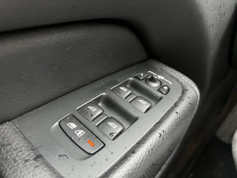 VOLVO XC60 INSCRIPTION LUXE TOIT OUVRANT/SIÈGES CHAUFFANT/CAMÉRA DE RECUL 2020