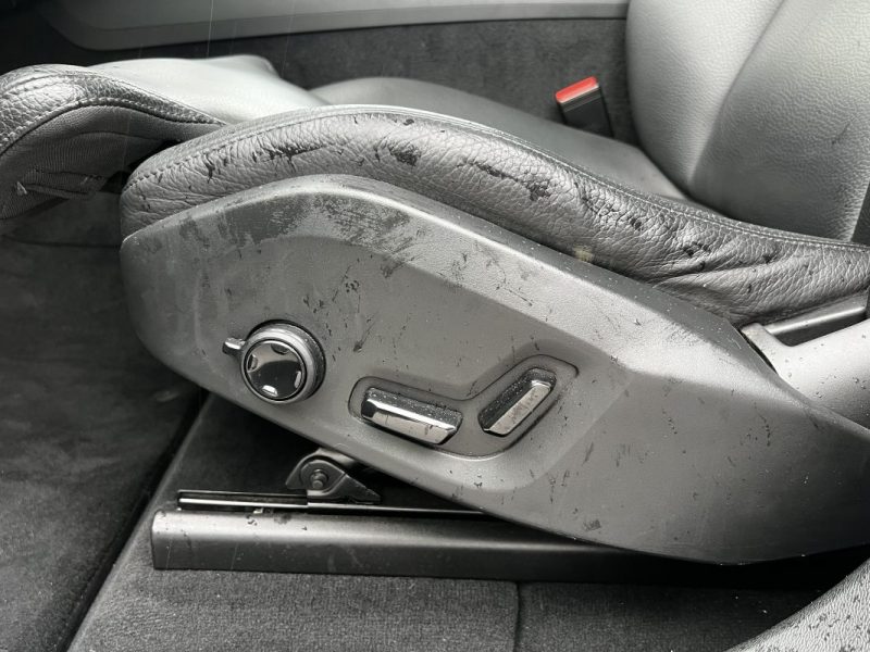 VOLVO XC60 INSCRIPTION LUXE TOIT OUVRANT/SIÈGES CHAUFFANT/CAMÉRA DE RECUL 2020