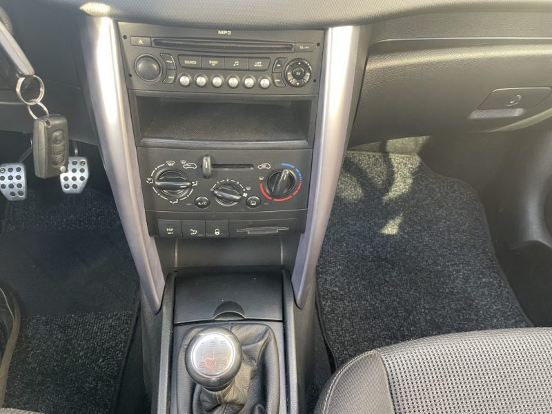 PEUGEOT 207 CC SPORT GARANTIE 12 MOIS