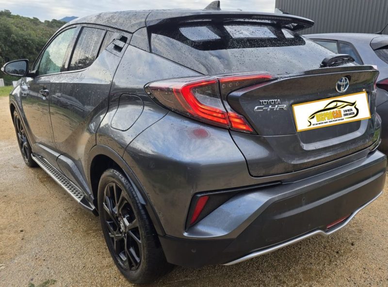 TOYOTA C-HR 122H DYNAMIC 2WD E-CVT RC18 2019