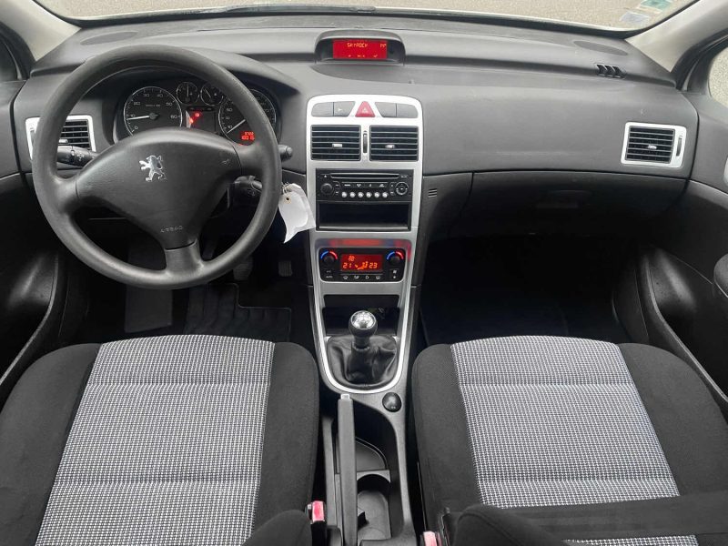PEUGEOT 307 1.6I - 16V 110CH