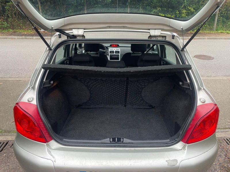 PEUGEOT 307 1.6I - 16V 110CH