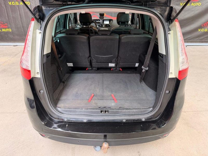RENAULT GRAND SCENIC 1.6 DCI 130 Dynamique 