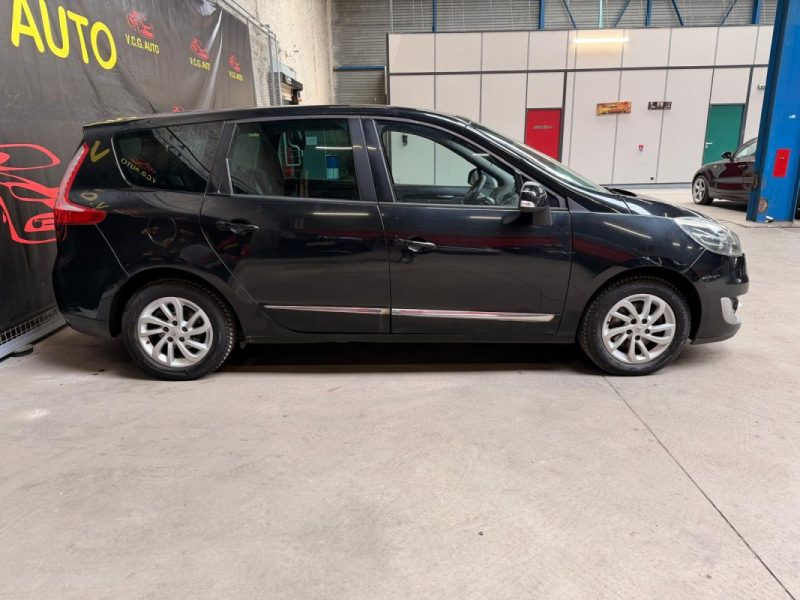 RENAULT GRAND SCENIC 1.6 DCI 130 Dynamique 