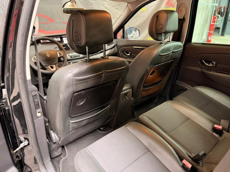 RENAULT GRAND SCENIC 1.6 DCI 130 Dynamique 