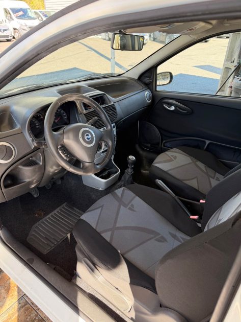 FIAT PUNTO 80 16V CLASS 2003