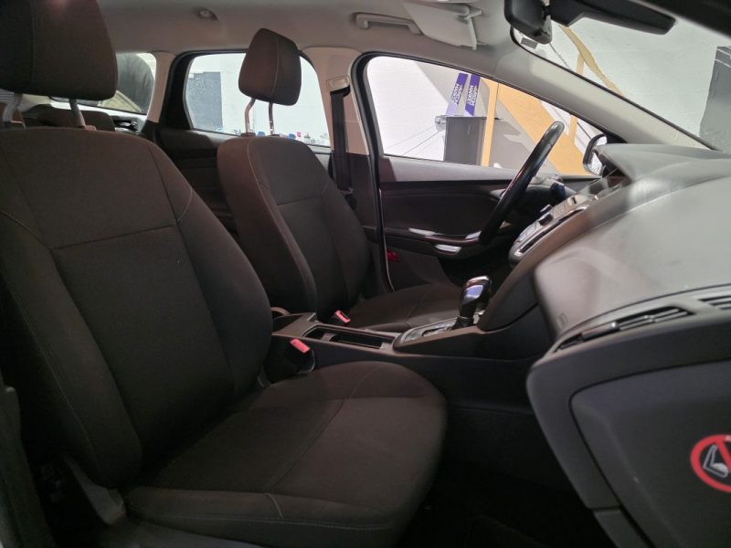 FORD FOCUS SW 1.6 Ti-VCT 125ch PowerShift / DISTRI OK