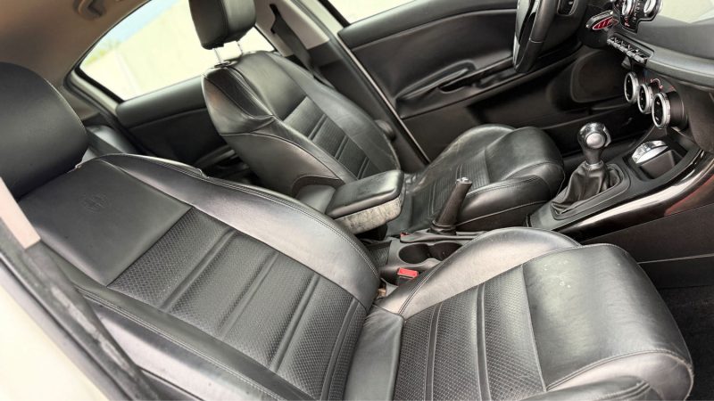 ALFA ROMEO GIULIETTA 2.0 JTDM170 DISTINCT STOP&START ALFA TCT 2012