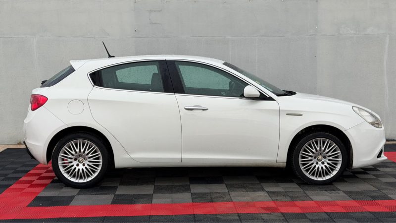 ALFA ROMEO GIULIETTA 2.0 JTDM170 DISTINCT STOP&START ALFA TCT 2012
