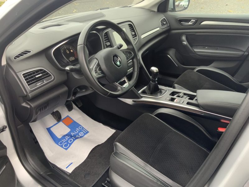 RENAULT MEGANE 1.6 DCI 130CV ENERGY INTENS *Caméra de recul 