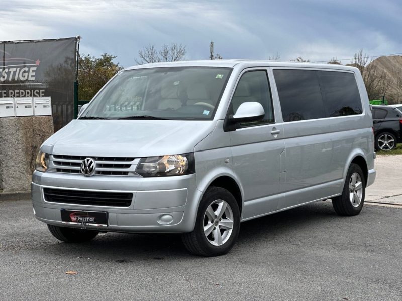 VOLKSWAGEN KOMBI T5 2.0 TDI 140CV / Intérieur VIP Luxe Sur Mesure  / Tv / Frigo 