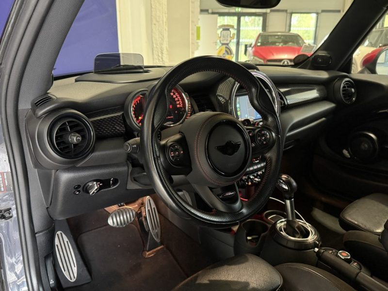 MINI F56 JOHN COOPER WORKS 231CV BVAS - Apple CarPlay - Affichage tête haute - Harman Kardon