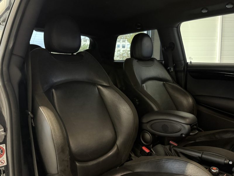 MINI F56 JOHN COOPER WORKS 231CV BVAS - Apple CarPlay - Affichage tête haute - Harman Kardon