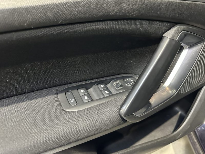 PEUGEOT 308 1.2 PureTech 110ch Active Business - KIT DISTRI NEUF