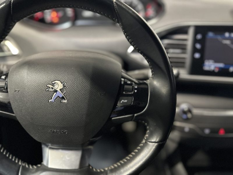 PEUGEOT 308 1.2 PureTech 110ch Active Business - KIT DISTRI NEUF