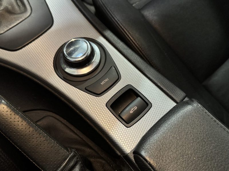 BMW SERIE 3 320D E93 177 CH PACK M / SUIVI D'ENTRETIEN COMPLET 