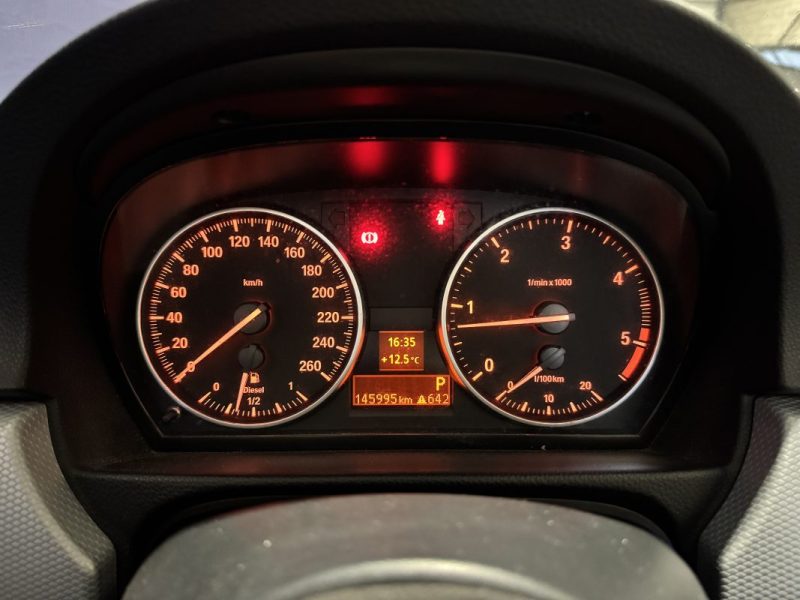 BMW SERIE 3 320D E93 177 CH PACK M / SUIVI D'ENTRETIEN COMPLET 