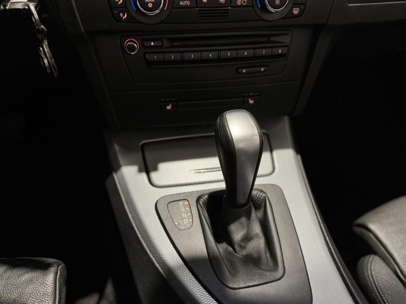 BMW SERIE 3 320D E93 177 CH PACK M / SUIVI D'ENTRETIEN COMPLET 