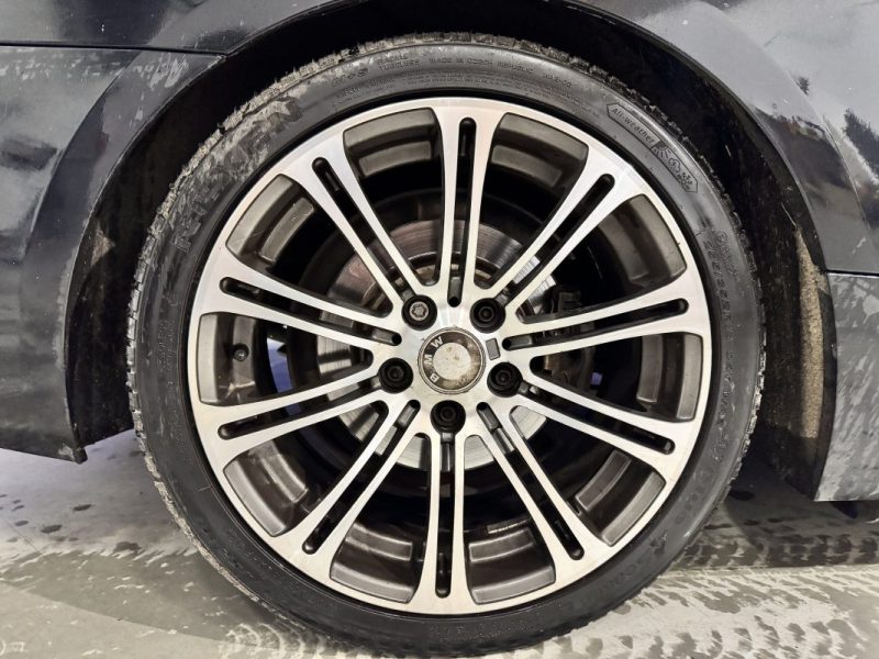 BMW SERIE 3 320D E93 177 CH PACK M / SUIVI D'ENTRETIEN COMPLET 