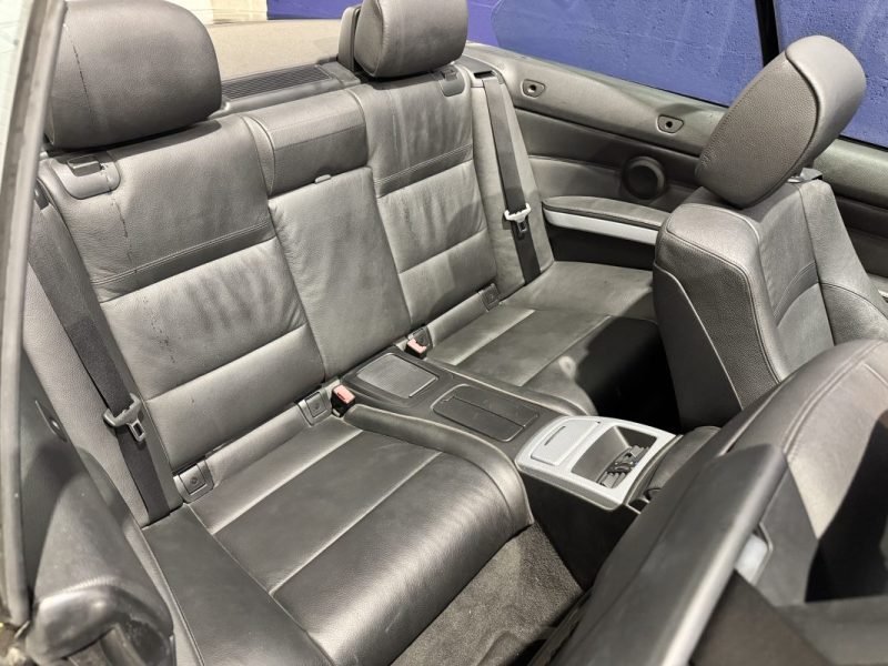 BMW SERIE 3 320D E93 177 CH PACK M / SUIVI D'ENTRETIEN COMPLET 