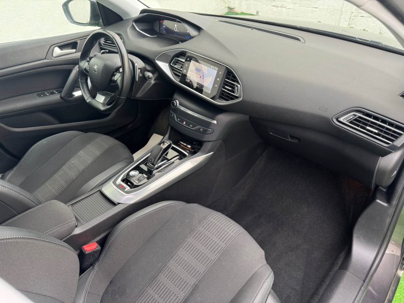 PEUGEOT 308 II SW 1.5 BLUEHDI 130CH ALLURE EAT8 /1ER MAIN/ORIGINE FRANCE/GARANTIE 12 MOIS/DISTRIBUTION EFFECTUEE   