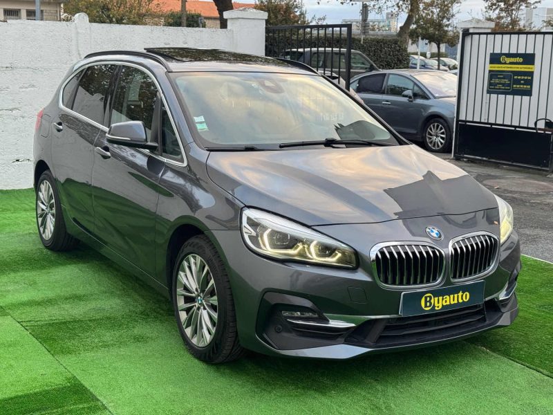 B.M.W. ACTIVE TOURER 220D 190CH PREMIERE MAIN/TOIT OUVRANT/CAMERA DE RECULE/ORIGINE FRANCE/GARANTIE 12 MOIS/ 