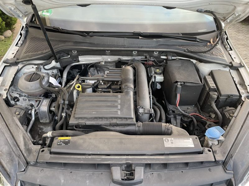 VOLKSWAGEN GOLF 7 CARAT DE 2016 GARANTIE 12 MOIS 