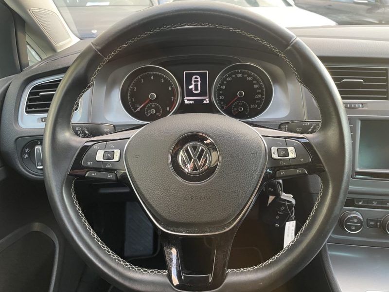 VOLKSWAGEN GOLF 7 CARAT DE 2016 GARANTIE 12 MOIS 