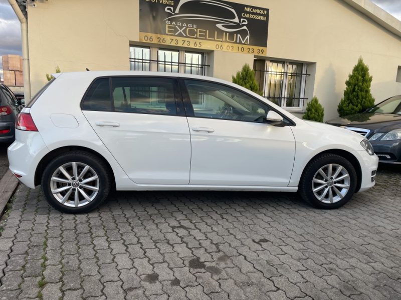 VOLKSWAGEN GOLF 7 CARAT DE 2016 GARANTIE 12 MOIS 