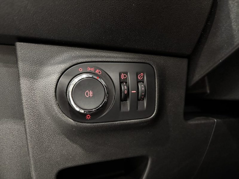 Opel Corsa 1.4 90ch Edition - 3 portes