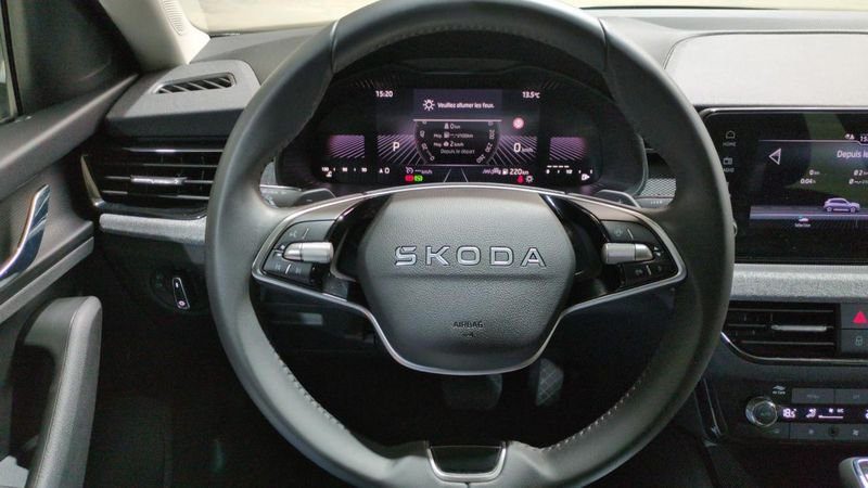 Skoda Kamiq 1.0 tsi evo 2 116 ch dsg7 selection