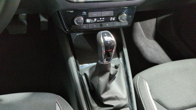 Skoda Kamiq 1.0 tsi evo 2 116 ch dsg7 selection