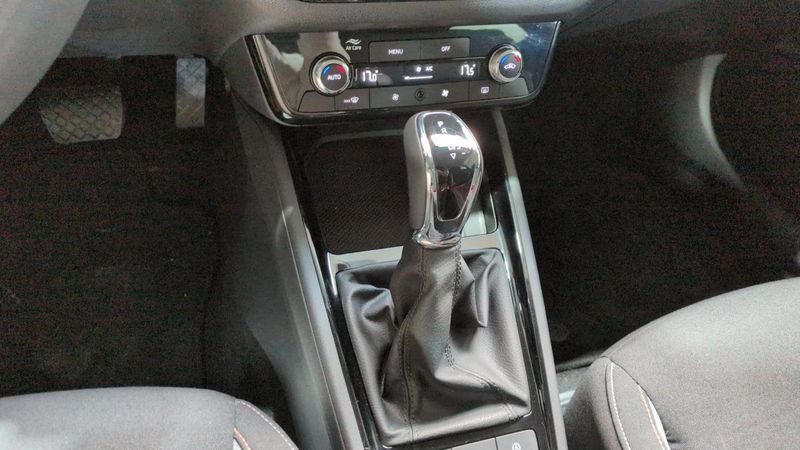 Skoda Kamiq 1.0 tsi evo 2 116 ch dsg7 selection