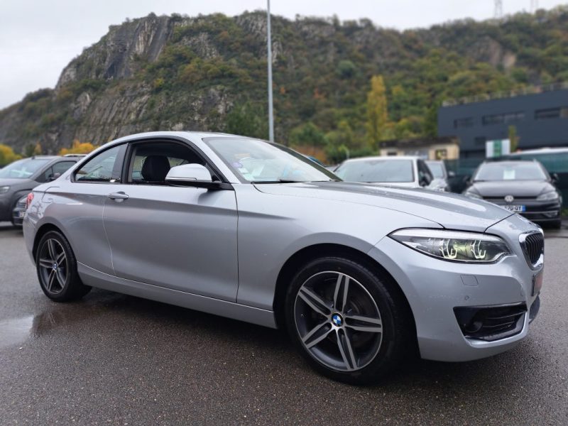 BMW  SERIE 2 230IA 252CH SPORT FEUX LASER LED SIÈGES CUIR CHAUFFANTS ENTRETIEN COMPLET BMW 