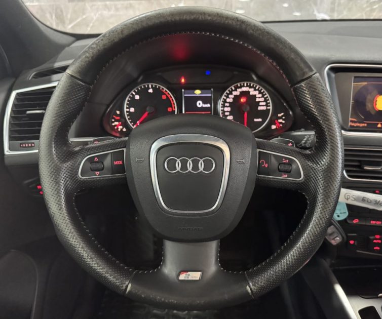 AUDI Q5 2.0 TDI AMBIENTE QUATTRO STRONIC 2010