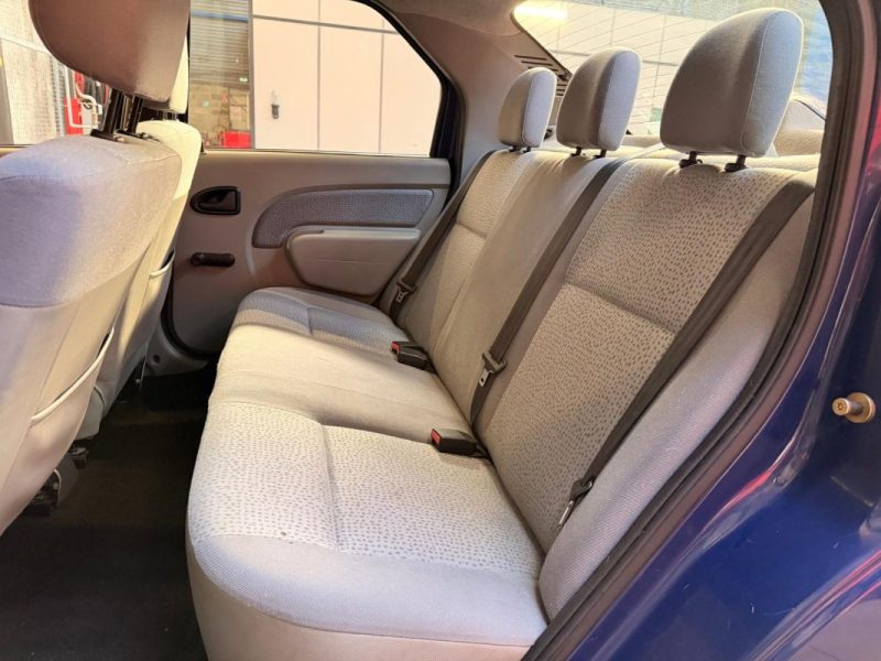 DACIA LOGAN 1.4 MPI 75 Laureate 